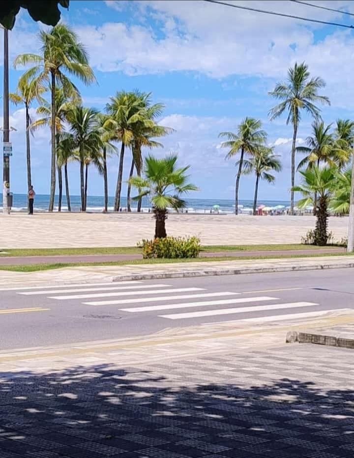 Apartamento Com Piscina E Sacada Gourmet- Aviacao# Praia Grande  Esterno foto